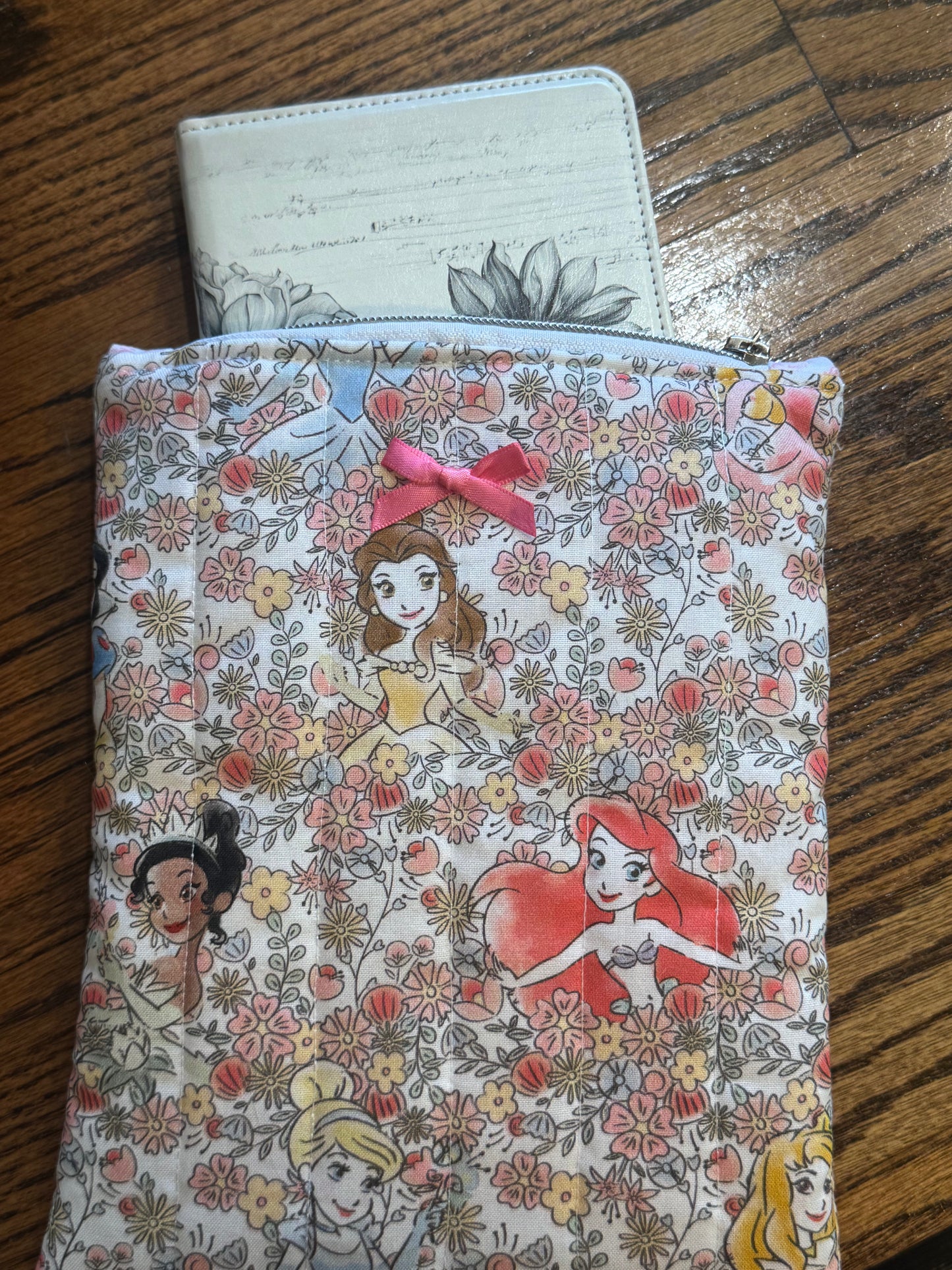 Princess E-Reader Pouch | Handmade Kindle Sleeve | Padded E-Reader Case | 8x10 Cotton Kindle Pouch | Paperwhite Sleeve | Book Lover Gift | Tablet Sleeve | Zippered E-Reader Cover