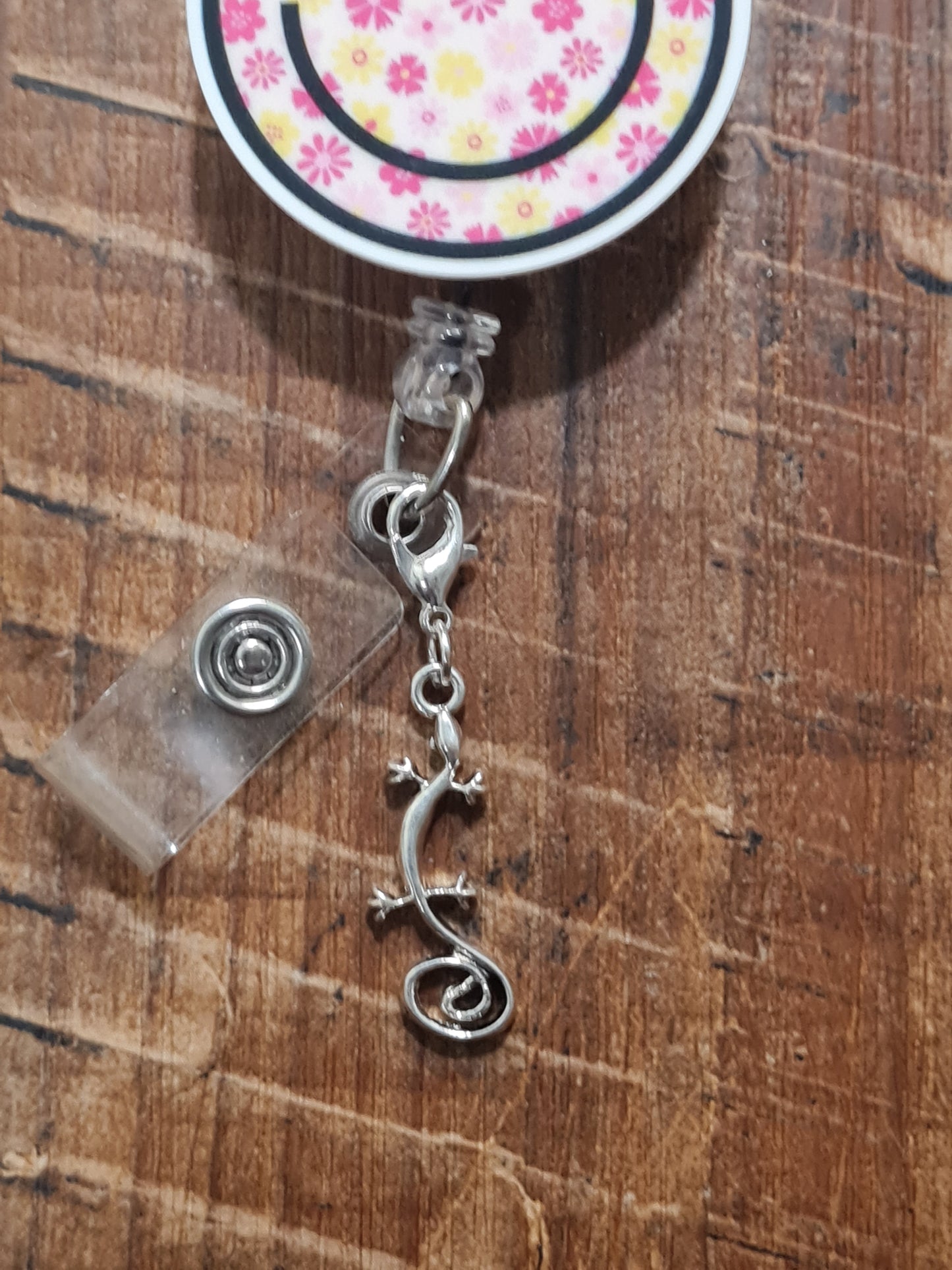 Lizard ~ ID Badge Reel Charm ~ Custom Made Charms ~ Badge Buddy ~ Badge Accessories ~ Gecko Charm ~ Reptile