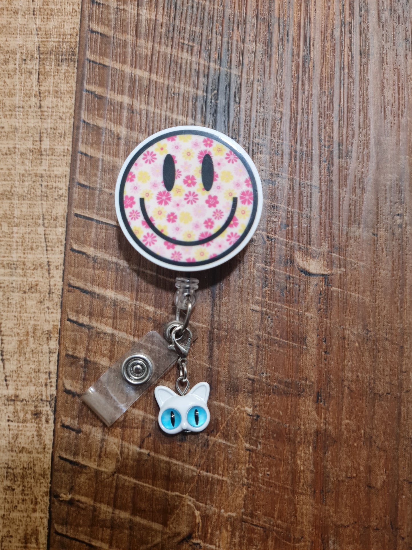 Cat Eyes~ ID Badge Reel Charm ~ Custom Made Charms ~ Badge Buddy ~ Badge Accessories ~ Big Eye Cat ID Badge Reel Charm - Cute Kitten Lanyard Flair for Nurses, Teachers, and Vet Techs ~ Cat Eyes