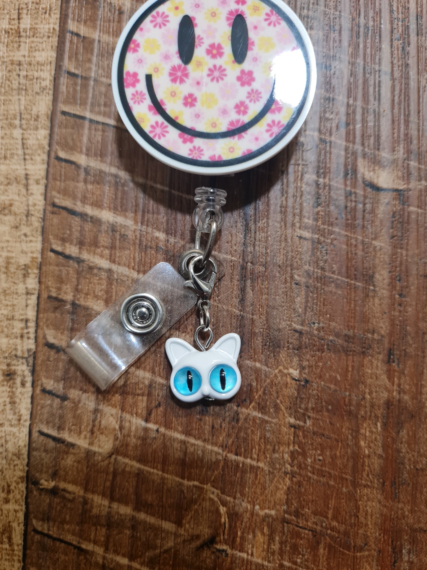 Cat Eyes~ ID Badge Reel Charm ~ Custom Made Charms ~ Badge Buddy ~ Badge Accessories ~ Big Eye Cat ID Badge Reel Charm - Cute Kitten Lanyard Flair for Nurses, Teachers, and Vet Techs ~ Cat Eyes