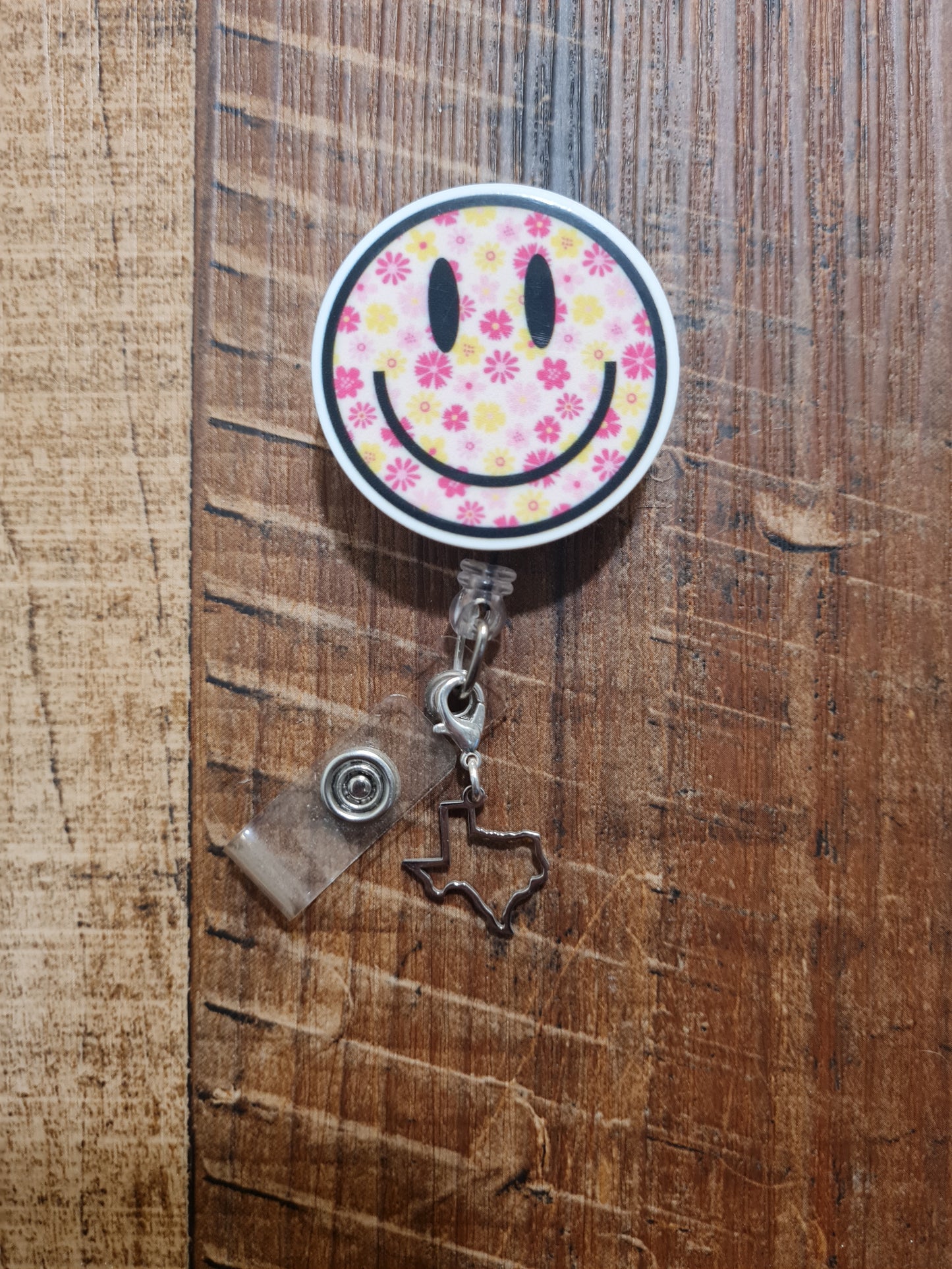 Texas ~ ID Badge Reel Charm ~ Custom Made Charms ~ Badge Buddy ~ Badge Accessories ~ Don't Mess With Texas  ~ ID Badge Charm ~ Texas State ID Badge Reel Charm - Lone Star Lanyard Flair for Nurses, Teachers, and Medical Professionals