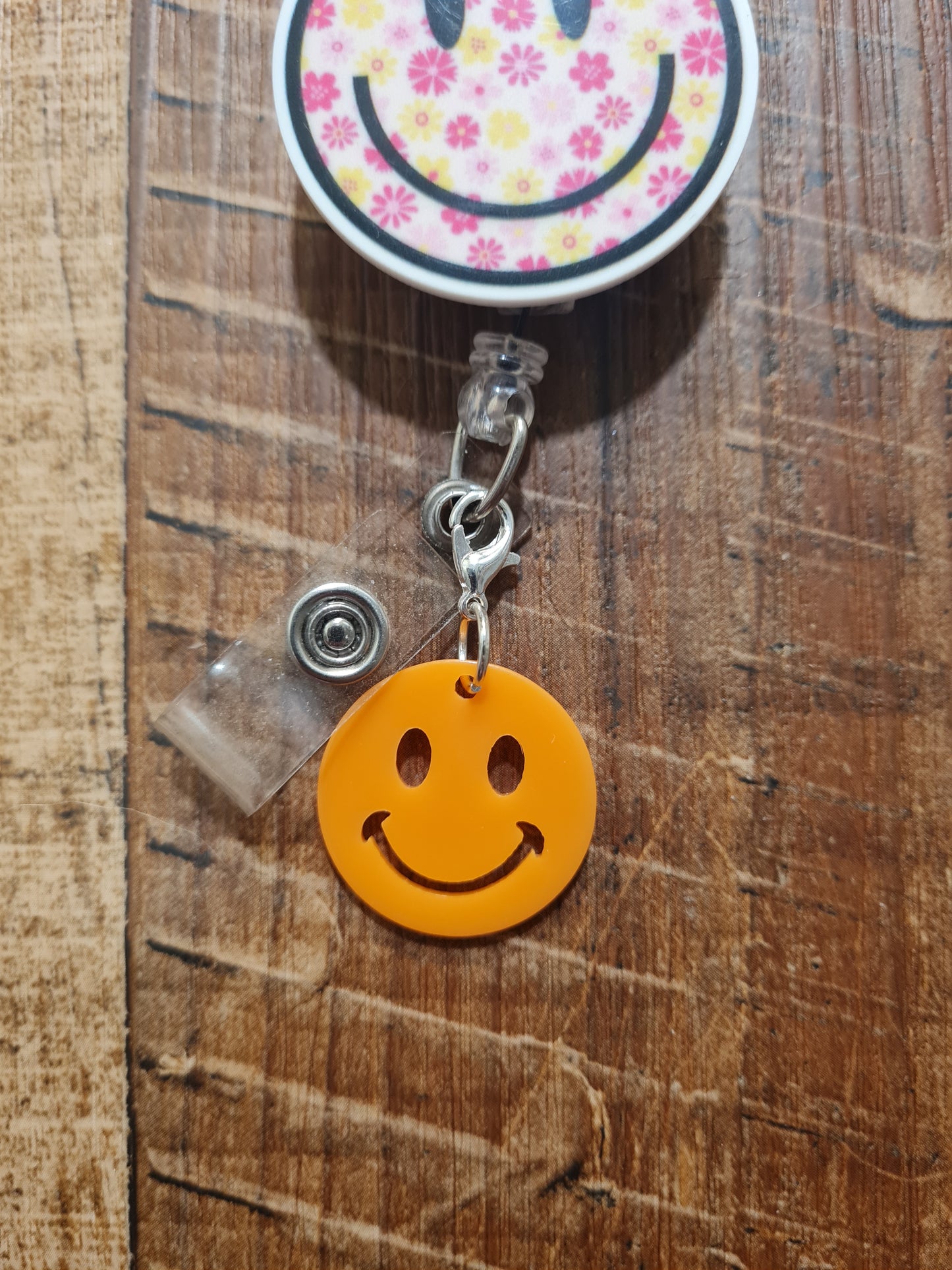Smiley Face ID Badge Reel Charm - Retro Happy Face Lanyard Accessory for Pediatric Nurses, Teachers, and Dental Assistants