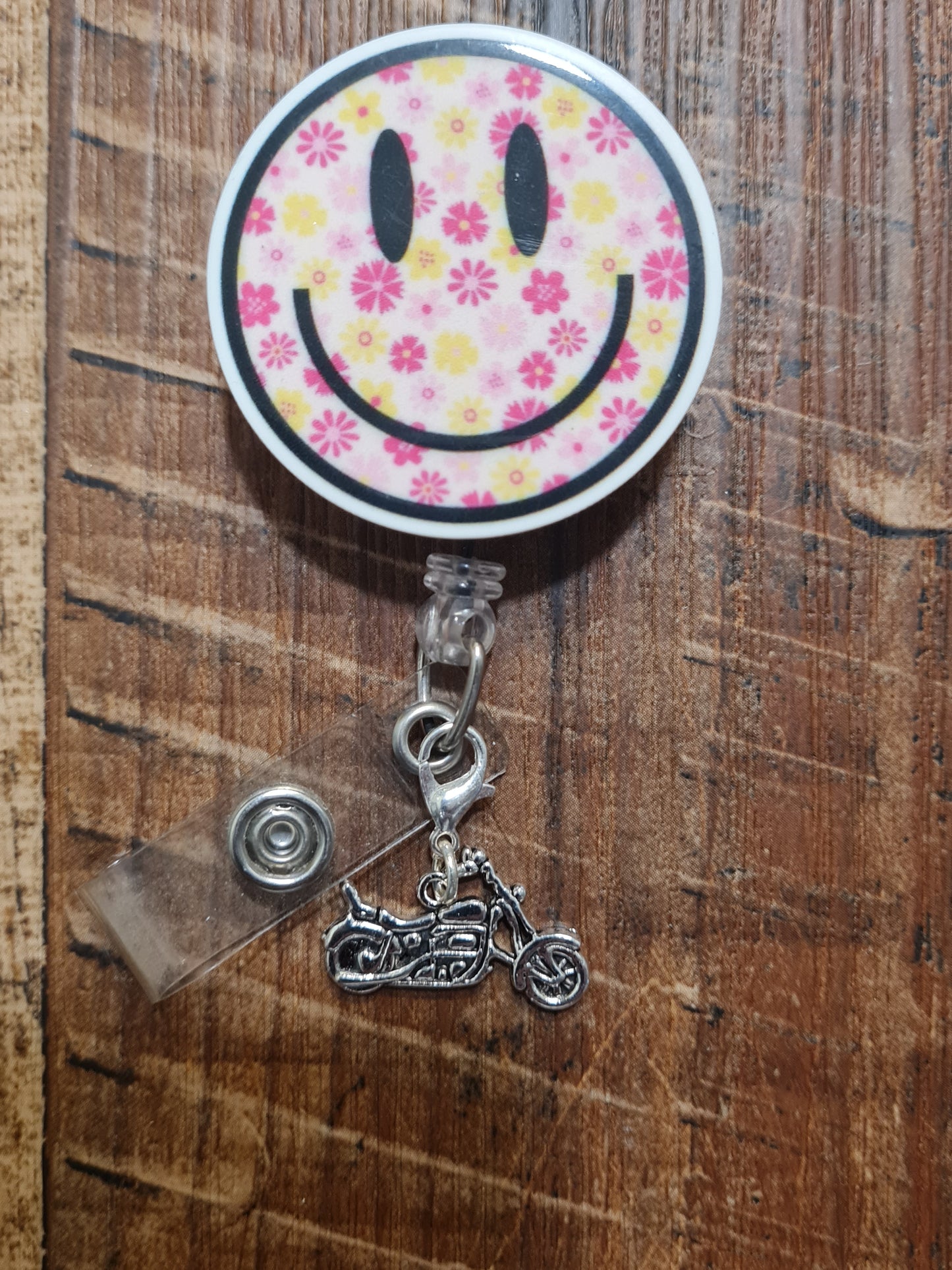 "Open Road" Motorcycle ID Badge Charm - Biker Style Accessory for ID Holders - Miniature Motorbike Badge Flair - Cool Gift for Motorcycle Enthusiasts