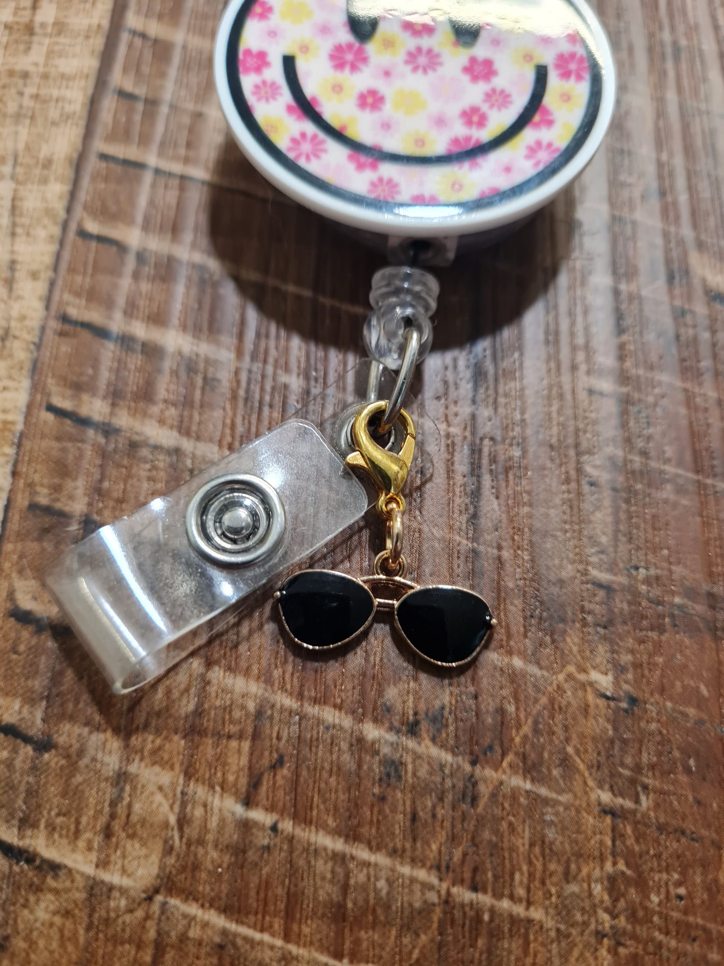 Aviator Sunglasses ID Badge Reel Charm - Gold Sunglasses Lanyard Accessory for Pilots, Flight Attendants, and Nurses