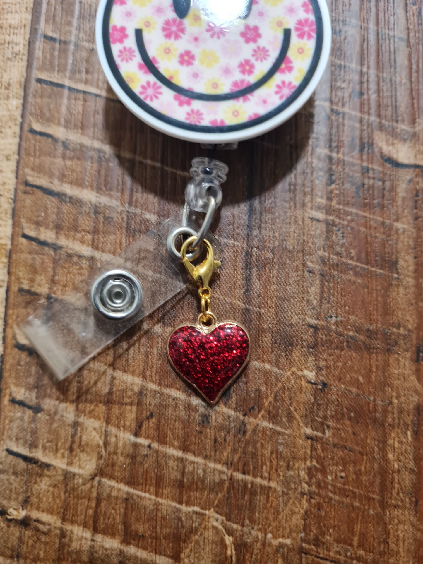"Sparkle Every Shift" Red Glitter Heart Badge Charm - Vibrant Heart Flair for Nurses & Teachers - Happy Work Bestie Gift