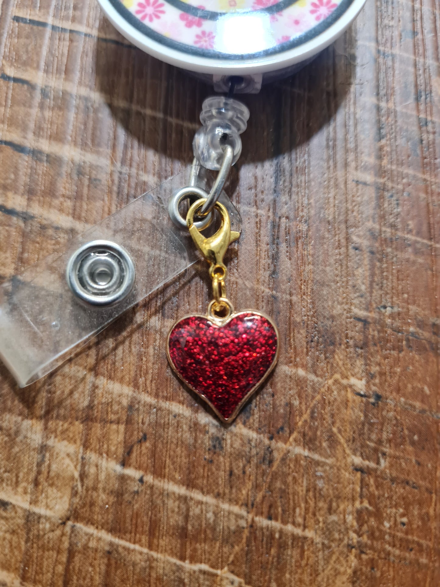 "Sparkle Every Shift" Red Glitter Heart Badge Charm - Vibrant Heart Flair for Nurses & Teachers - Happy Work Bestie Gift