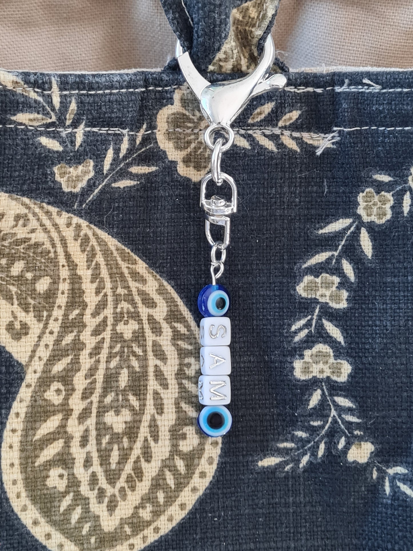 Evil Eye Custom Name Bag Charm - Personalized Keychain for School Backpacks and Handbags - Trendy Bag Accessory (Copy)