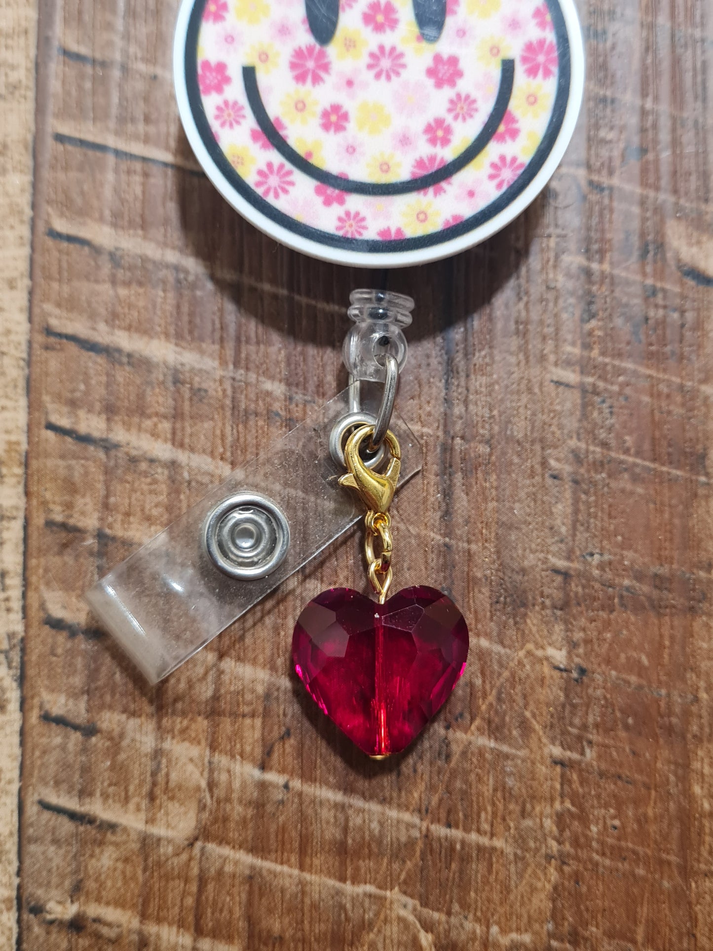 Sparkly Red Heart ID Badge Charm - Valentine’s Day Bling Accessory for Nurses and Doctors - Radiant Heart Badge Dangle for Healthcare Heroes