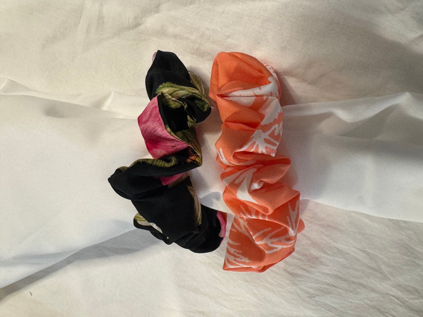 Hawaiian Print Scrunchie, Oversize XLarge Scrunchies, Summer Scrunchie, Handmade Scrunchie