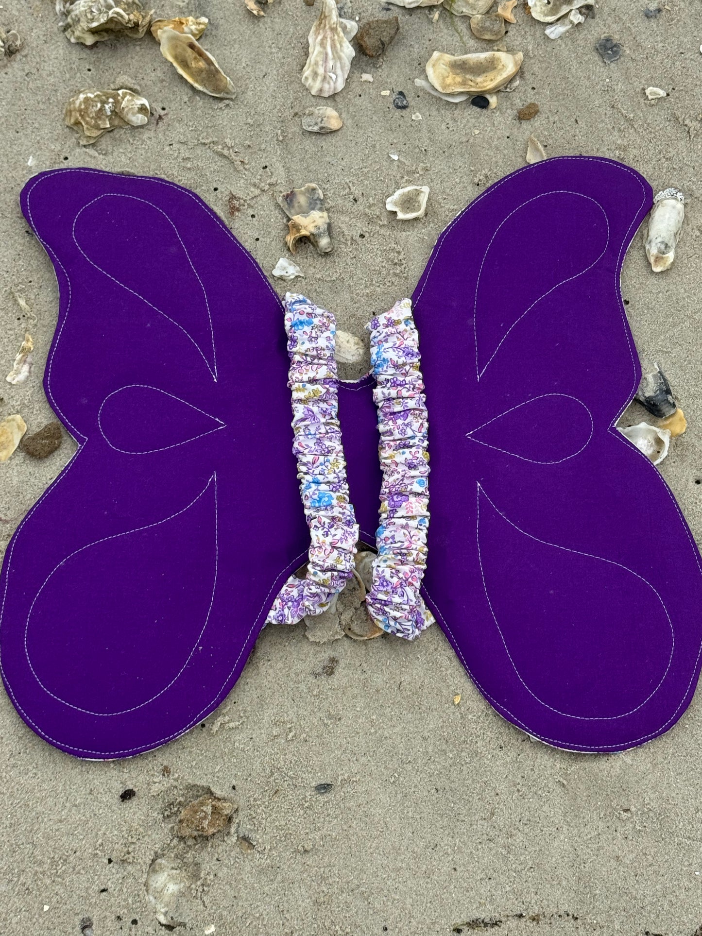Child’s Butterfly Wings – Soft Dress-Up Costume with Comfortable Elastic Straps