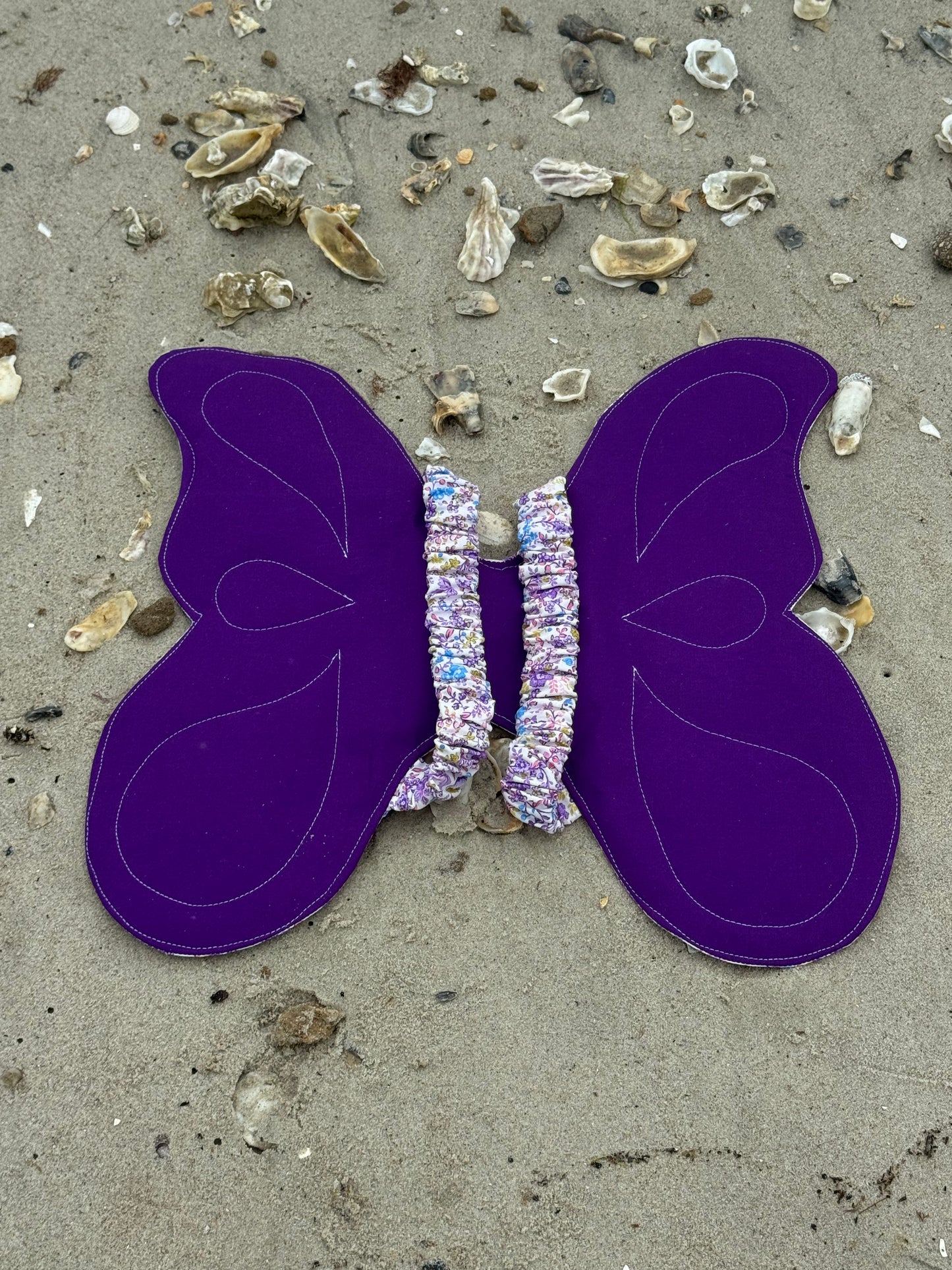 Child’s Butterfly Wings – Soft Dress-Up Costume with Comfortable Elastic Straps