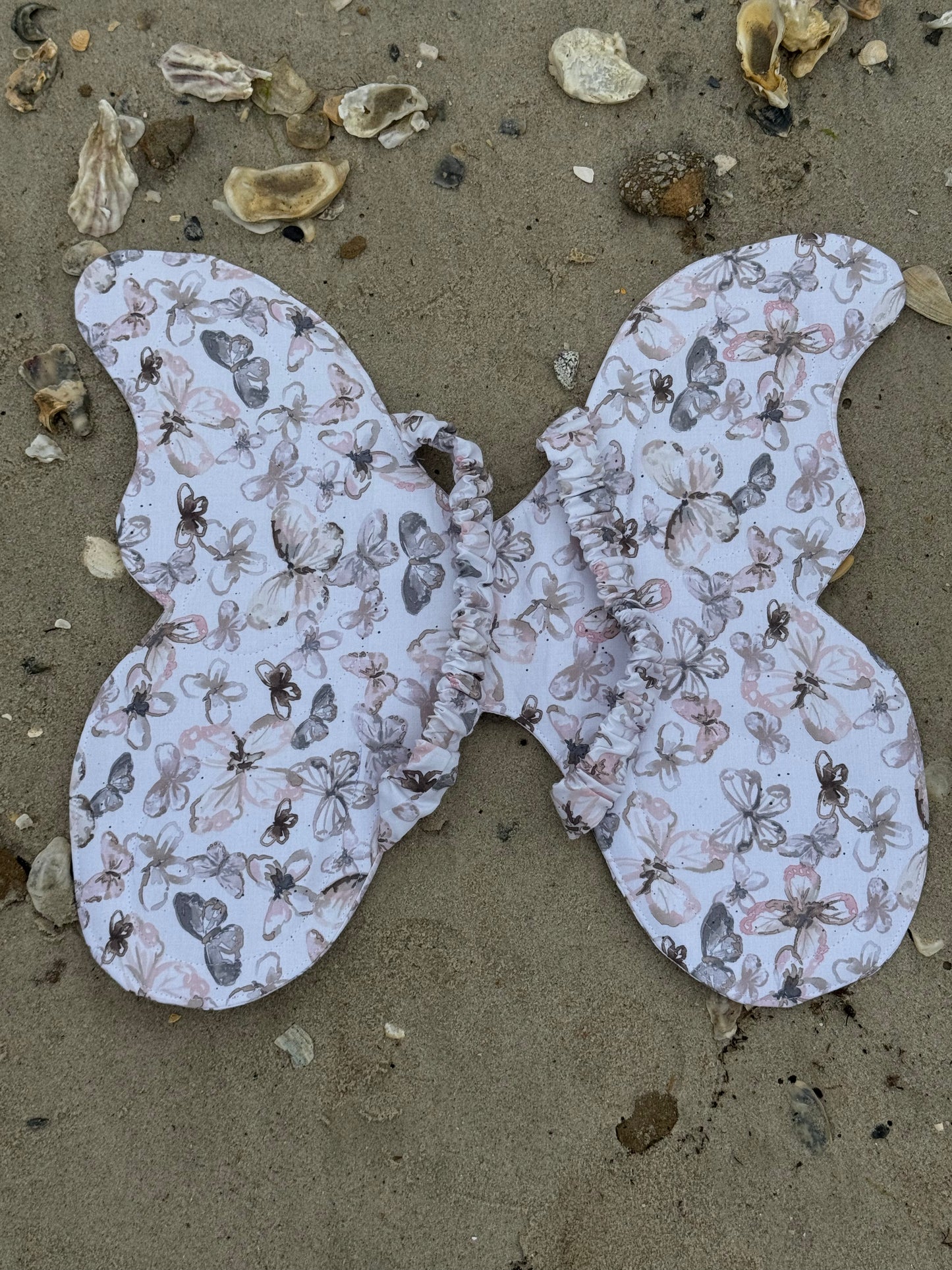 Child’s Butterfly Wings – Soft Dress-Up Costume with Comfortable Elastic Straps