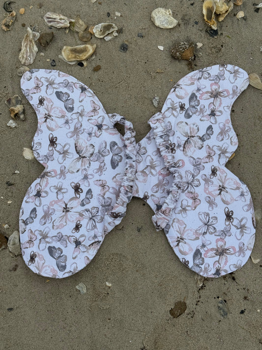 Child’s Butterfly Wings – Soft Dress-Up Costume with Comfortable Elastic Straps