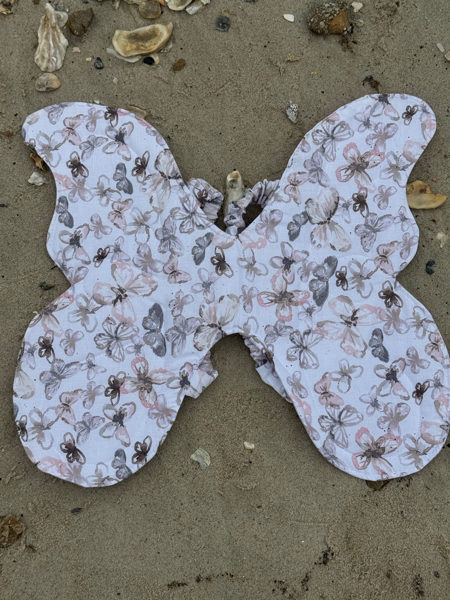 Child’s Butterfly Wings – Soft Dress-Up Costume with Comfortable Elastic Straps