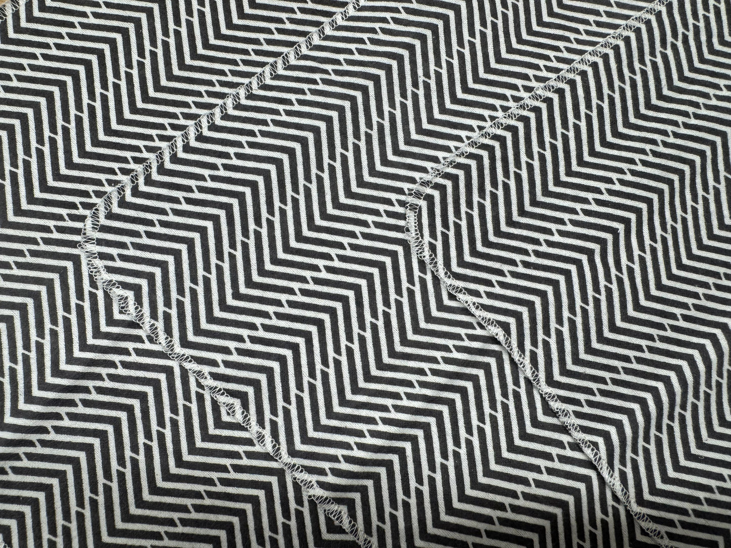Grey Geometric | Reusable Non-Paper Towels Set of 5 | 100% Cotton Flannel | Eco-Friendly Cleaning Cloths | 10" x 10"