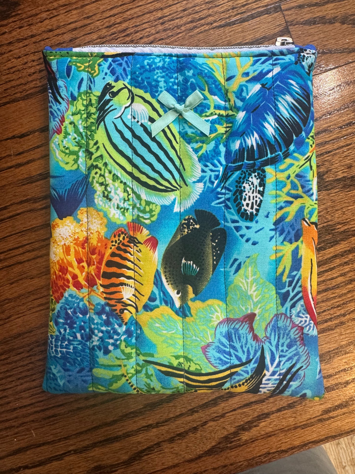 Ocean Life | E-Reader Pouch | Handmade Kindle Sleeve | Padded E-Reader Case | 8x10 Cotton Kindle Pouch | Paperwhite Sleeve | Book Lover Gift | Tablet Sleeve | Zippered E-Reader Cover