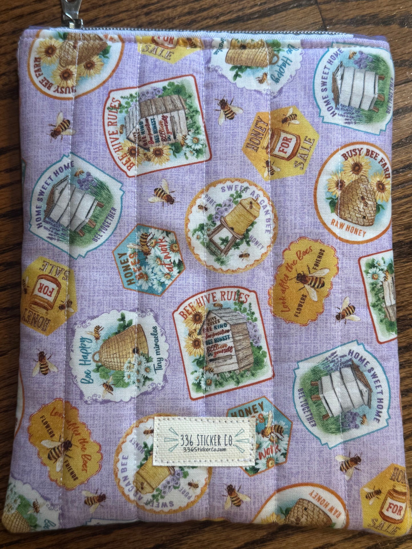 Honey Bee | E-Reader Pouch | Handmade Kindle Sleeve | Padded E-Reader Case | 8x10 Cotton Kindle Pouch | Paperwhite Sleeve | Book Lover Gift | Tablet Sleeve | Zippered E-Reader Cover