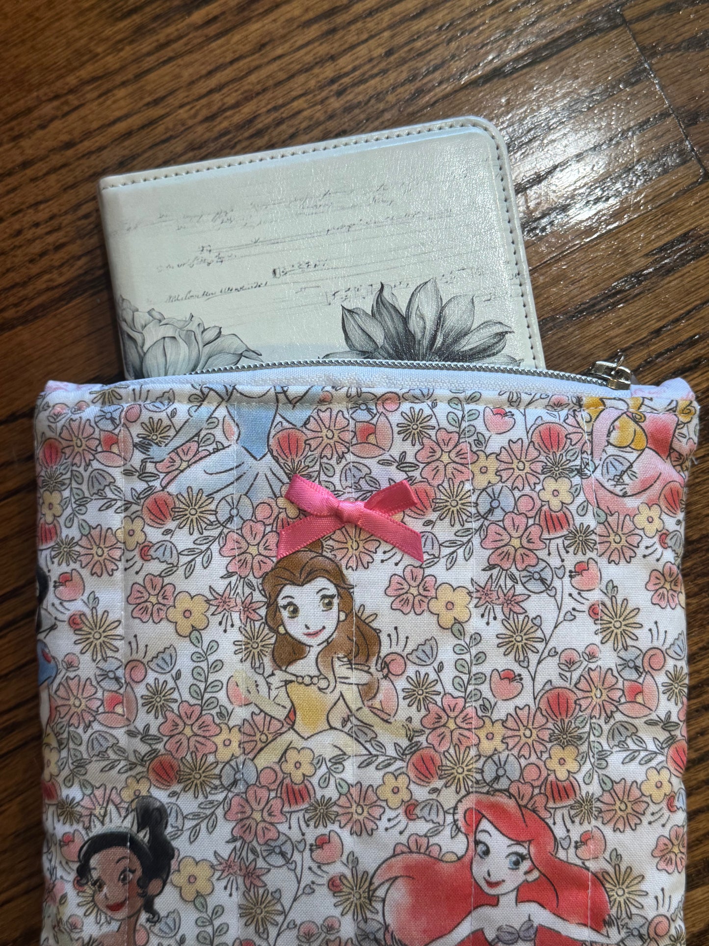 Princess E-Reader Pouch | Handmade Kindle Sleeve | Padded E-Reader Case | 8x10 Cotton Kindle Pouch | Paperwhite Sleeve | Book Lover Gift | Tablet Sleeve | Zippered E-Reader Cover