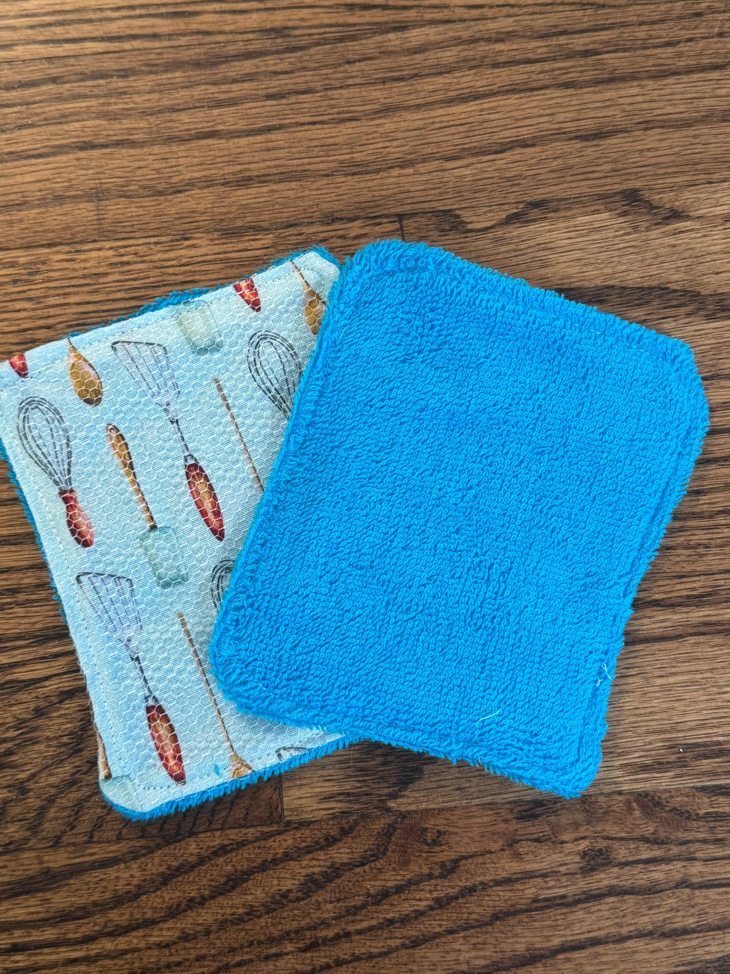 Kitchen Utensils | Reusable Dual-Sided Dish Scrubber Set | 2-Pack Cotton & Terry Dish Cloths with Scrubbing Mesh | Eco-Friendly Kitchen Cleaning Cloths