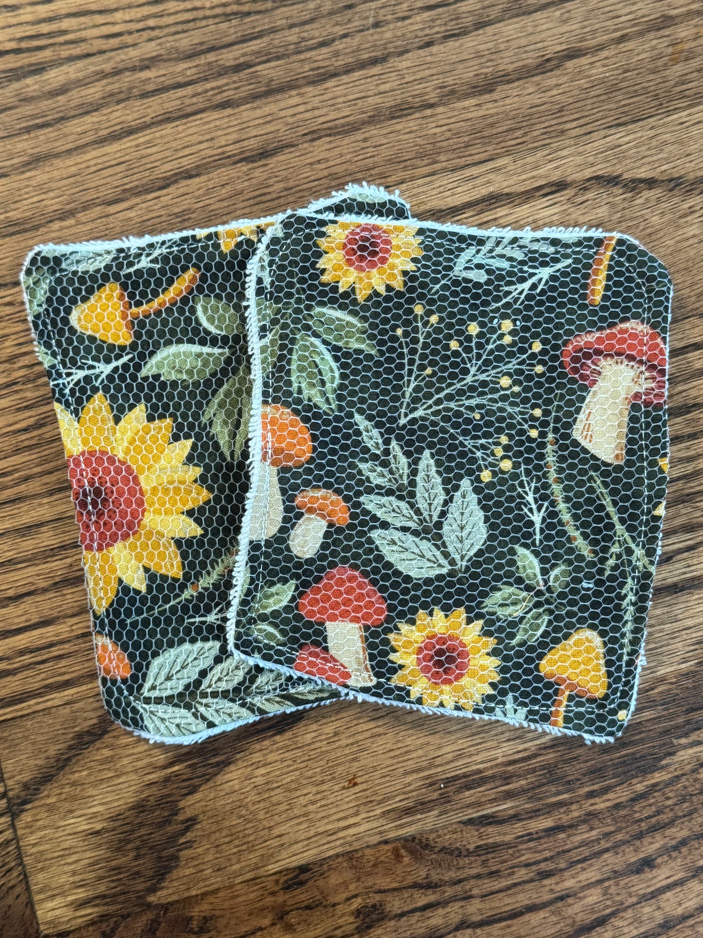 Sunflowers & Mushrooms | Reusable Dual-Sided Dish Scrubber Set | 2-Pack Cotton & Terry Dish Cloths with Scrubbing Mesh | Eco-Friendly Kitchen Cleaning Cloths