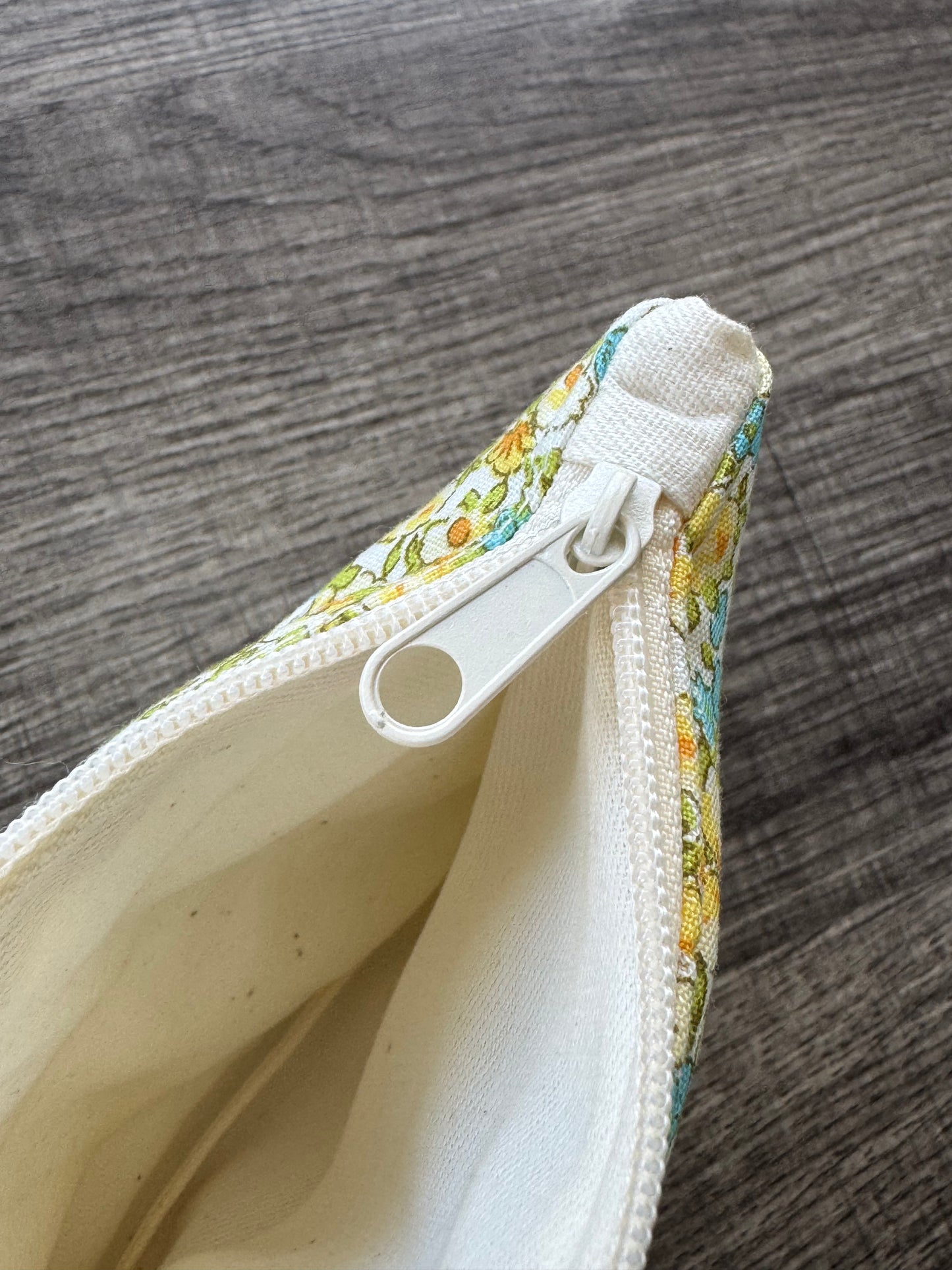 Yellow Flower ~ Quilted Zipper Wallet | Padded 100% Cotton Coin Purse | 6.5" x 4" Handmade Zipper Pouch