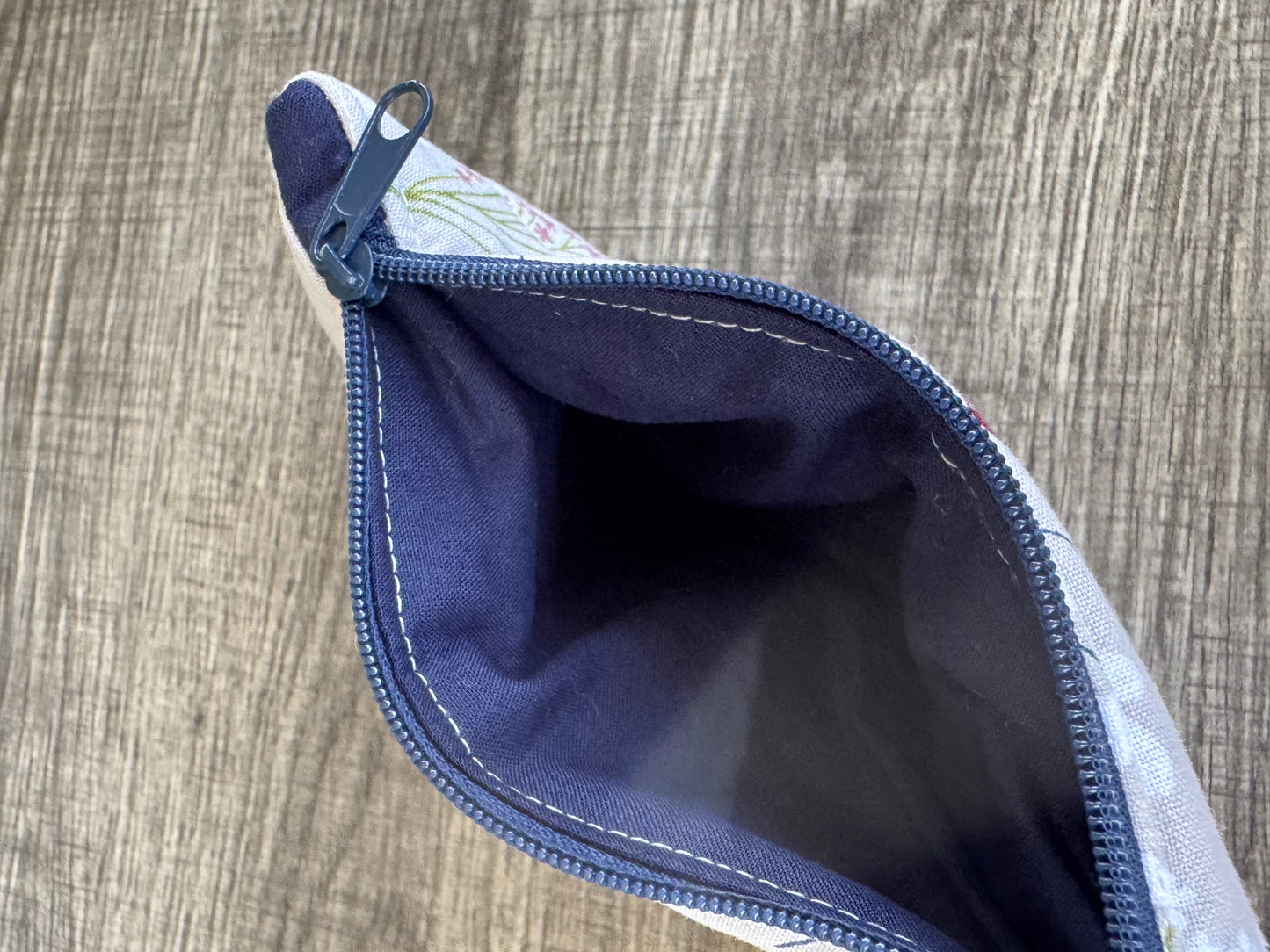 Grey Flower ~ Quilted Zipper Wallet | Padded 100% Cotton Coin Purse | 6.5" x 4" Handmade Zipper Pouch