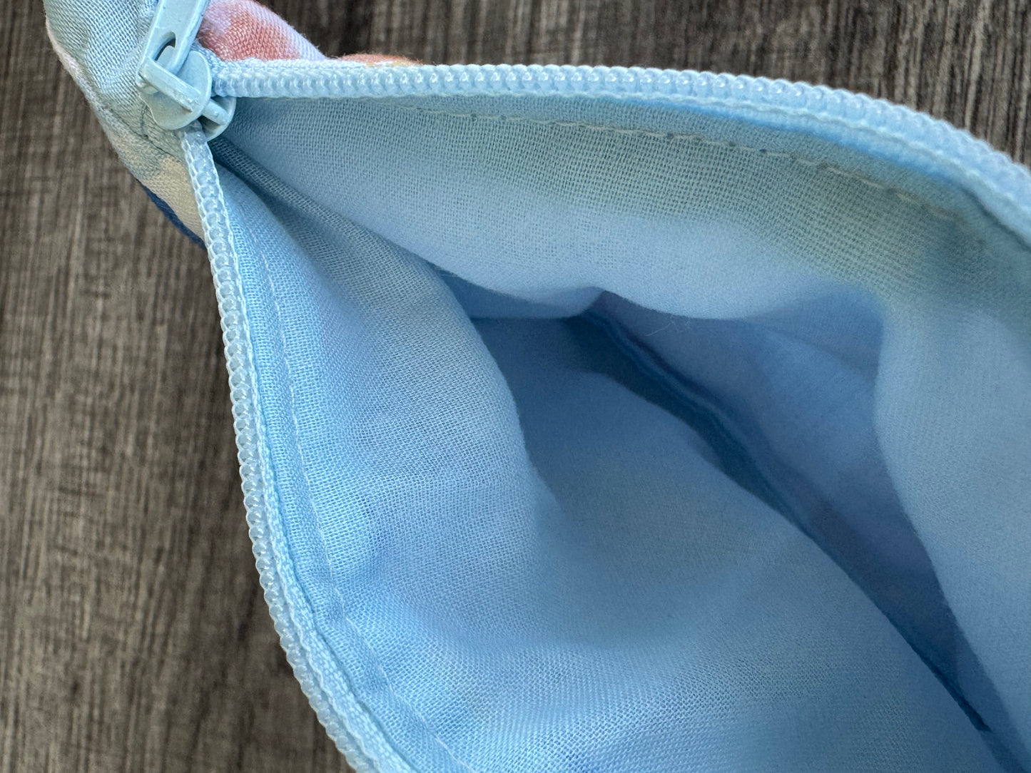 Polka Dot ~ Quilted Zipper Wallet | Padded 100% Cotton Coin Purse | 6.5" x 4" Handmade Zipper Pouch