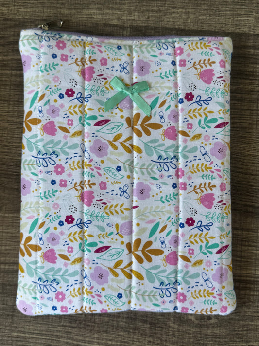 Whimsical Folk Floral E-Reader Case | E-Reader Cover | E-Reader Pouch | Handmade Kindle Sleeve | Padded E-Reader Case | 8x10 Cotton Kindle Pouch | Paperwhite Sleeve | Book Lover Gift | Tablet Sleeve | Zippered E-Reader Cover