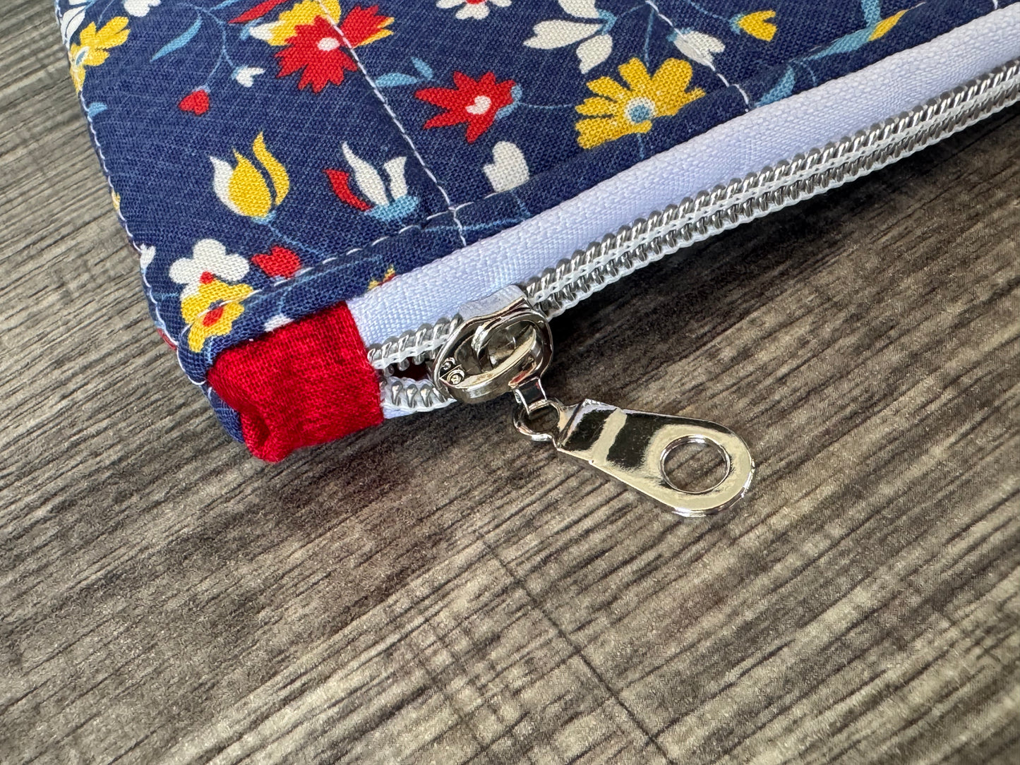 Floral Navy E-Reader Case | E-Reader Cover | E-Reader Pouch | Handmade Kindle Sleeve | Padded E-Reader Case | 8x10 Cotton Kindle Pouch | Paperwhite Sleeve | Book Lover Gift | Tablet Sleeve | Zippered E-Reader Cover