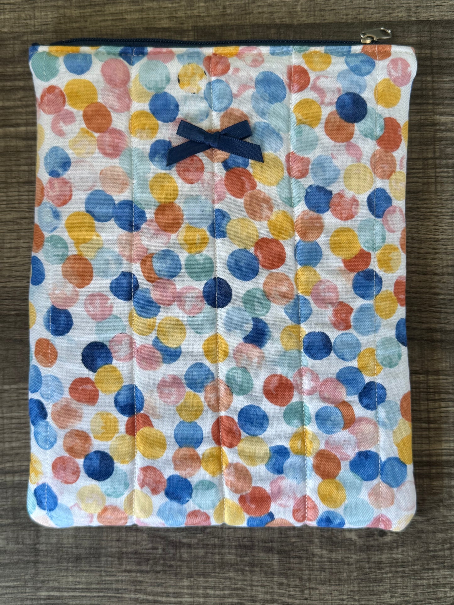 Polka Dot E-Reader Case | E-Reader Cover | E-Reader Pouch | Handmade Kindle Sleeve | Padded E-Reader Case | 8x10 Cotton Kindle Pouch | Paperwhite Sleeve | Book Lover Gift | Tablet Sleeve | Zippered E-Reader Cover