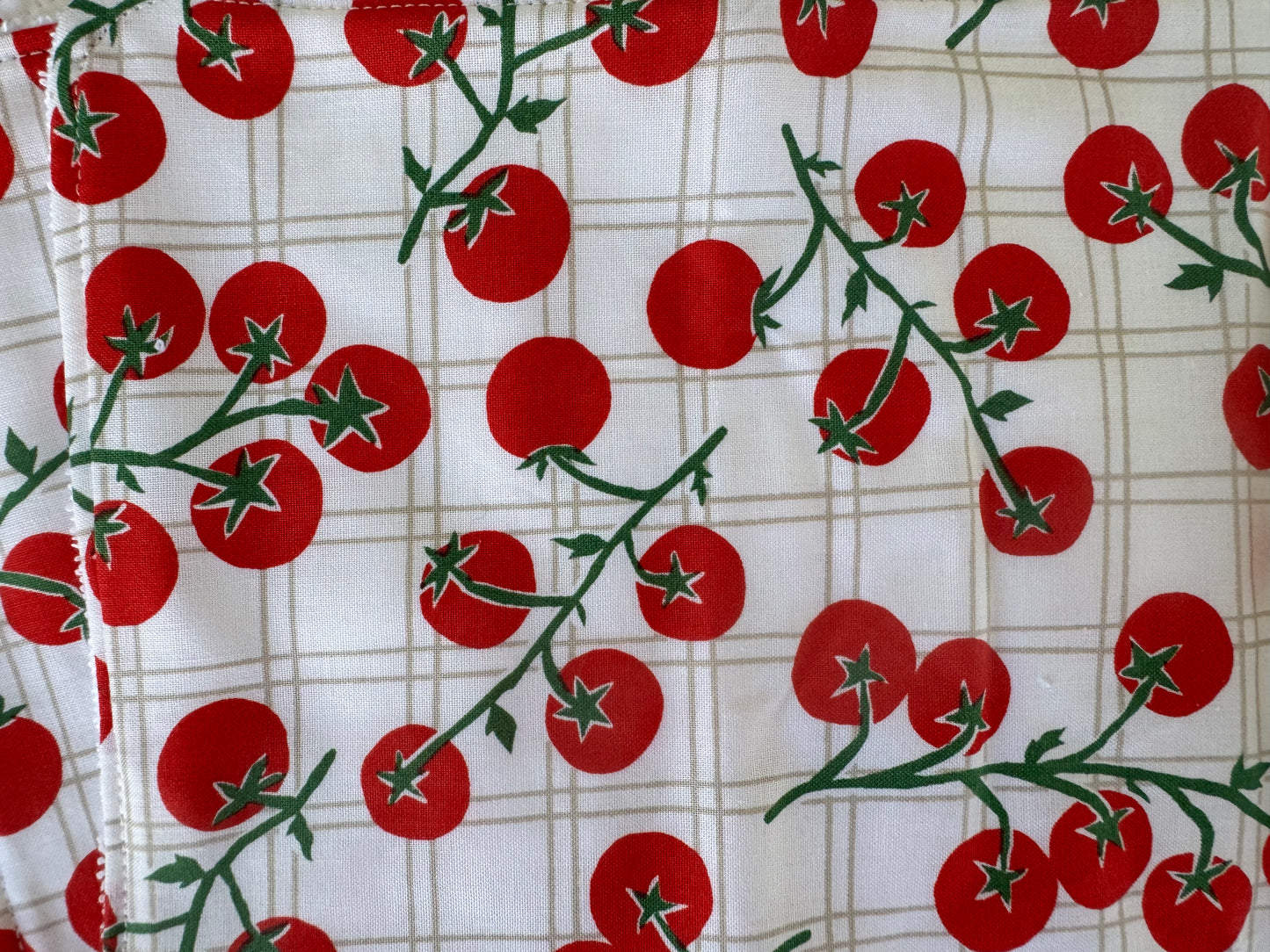 Tomatoes ~ Decorative Dishrags | 100% Cotton & Terry Cloth | Reusable Kitchen Cleaning Cloths | Set of 4 | 10" x 10"