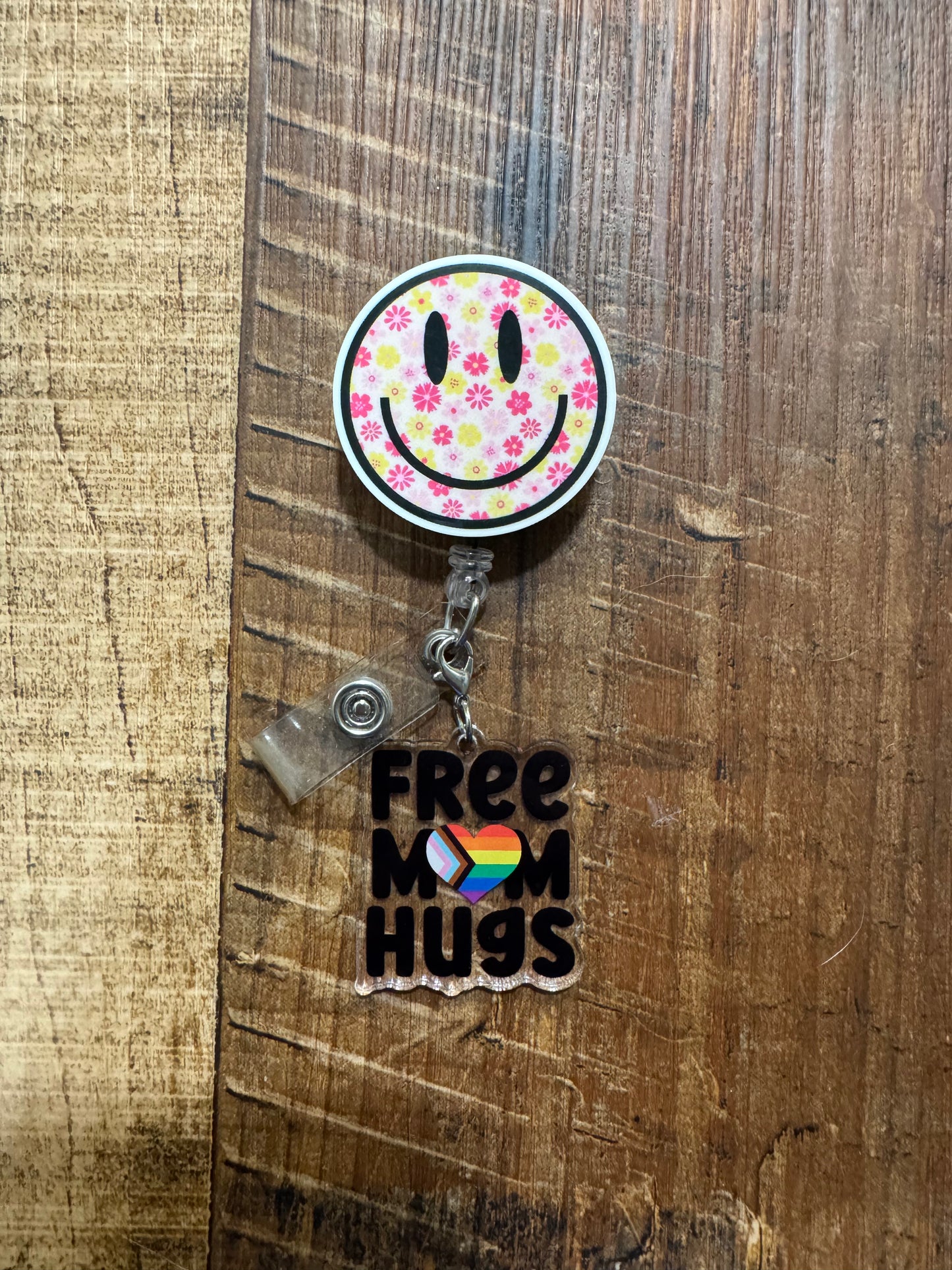 "Safe Space" Mom Hugs ID Badge Charm - Inclusive Ally Accessory for Nurses & Teachers - LGBTQ+ Support Badge Flair - Kind & Welcoming Work Jewelry