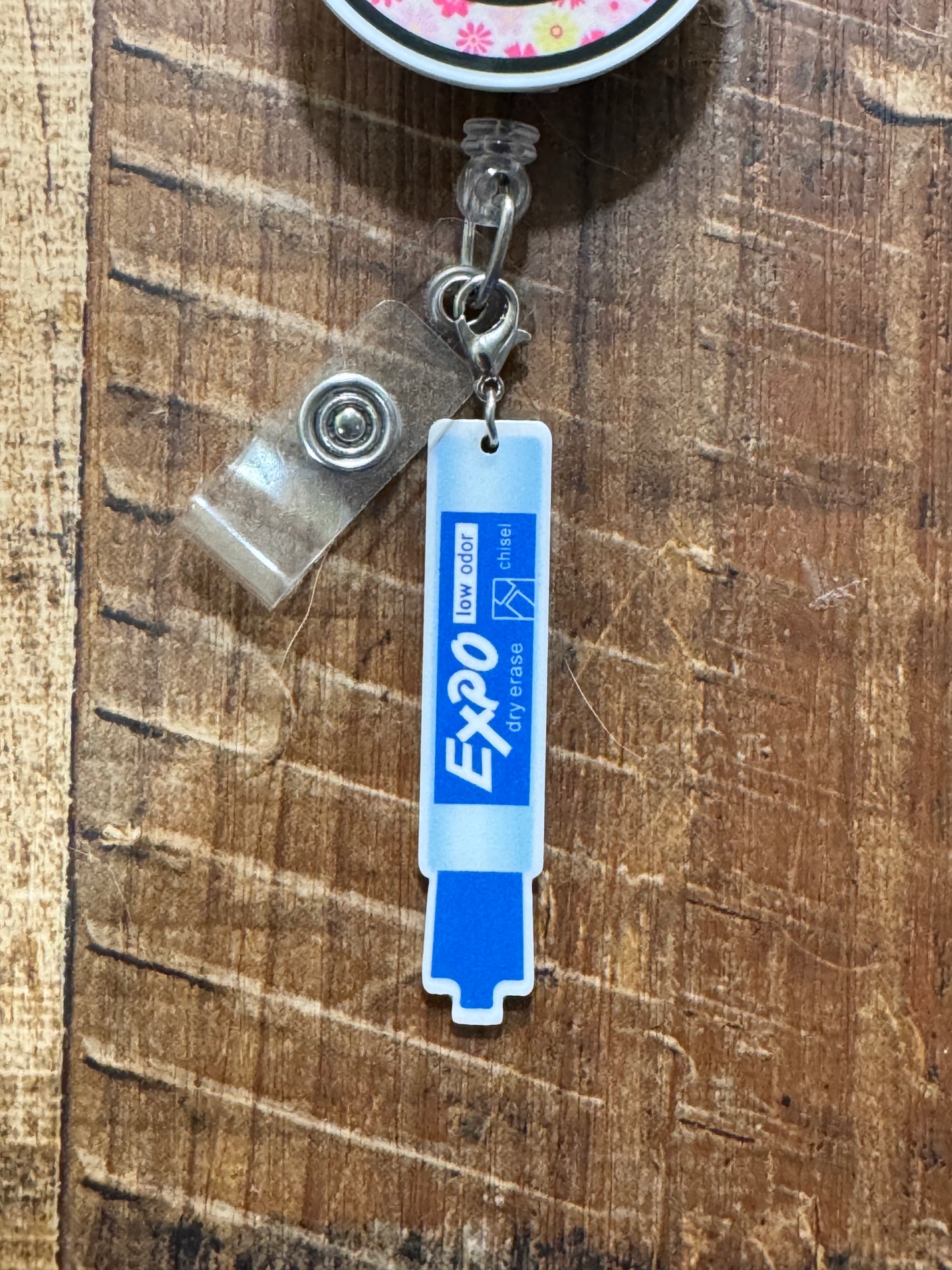 Nursing Station Dry Erase Marker Badge Charm - Healthcare Professional ID Flair - Whiteboard Gift for Nurses & Doctors - Medical Staff Stationery Accessory