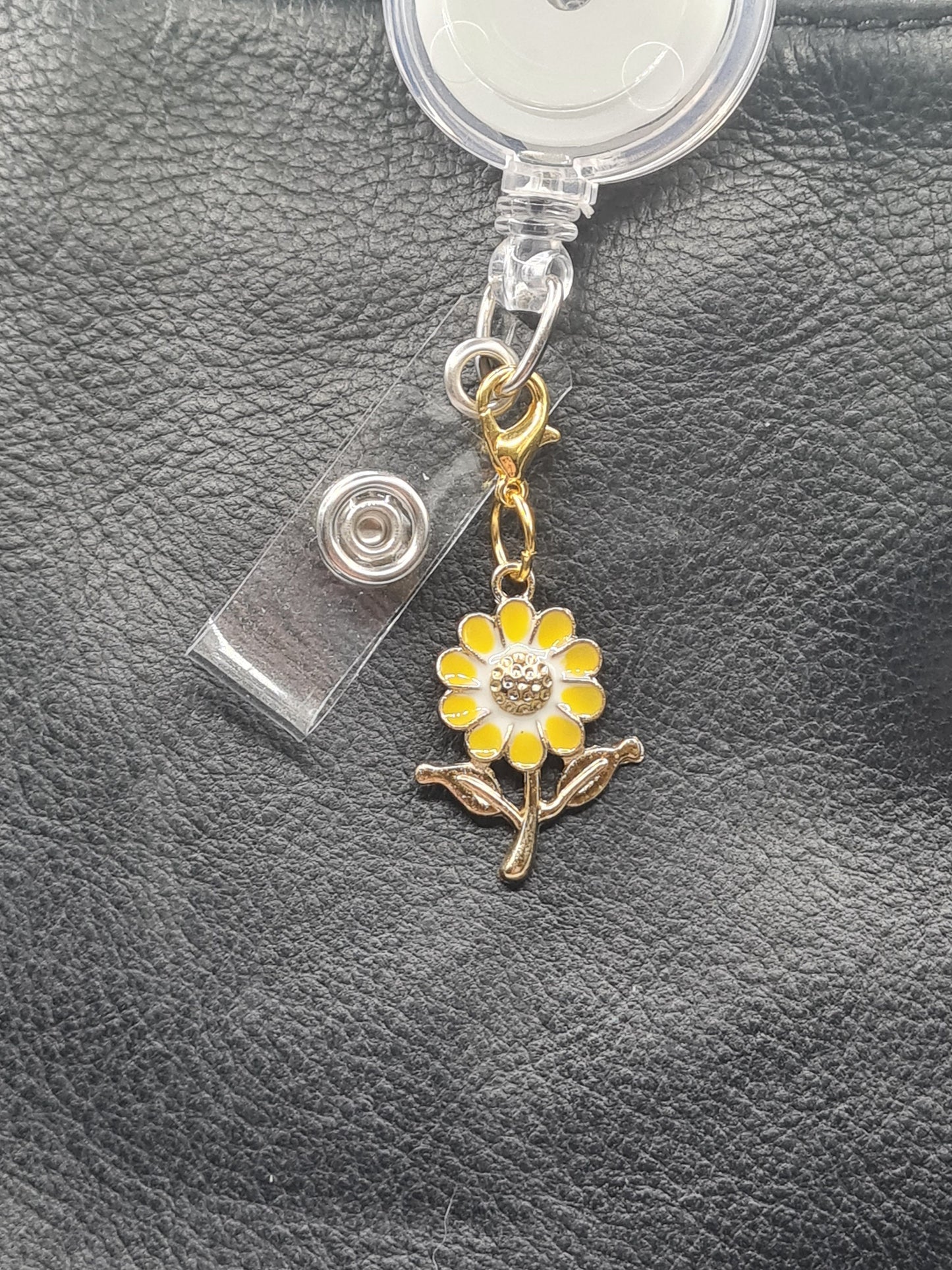Daisy ~ ID Badge Reel Charm ~ Custom Made Charms ~ Badge Buddy ~ Badge Accessories ~ Colorful Daisies ~ Flower Badge Charm