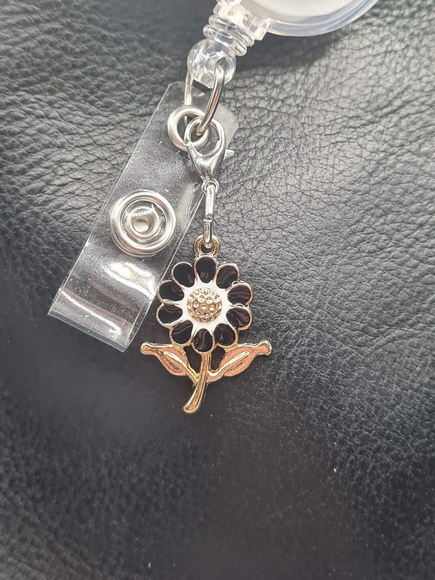 Daisy ~ ID Badge Reel Charm ~ Custom Made Charms ~ Badge Buddy ~ Badge Accessories ~ Colorful Daisies ~ Flower Badge Charm