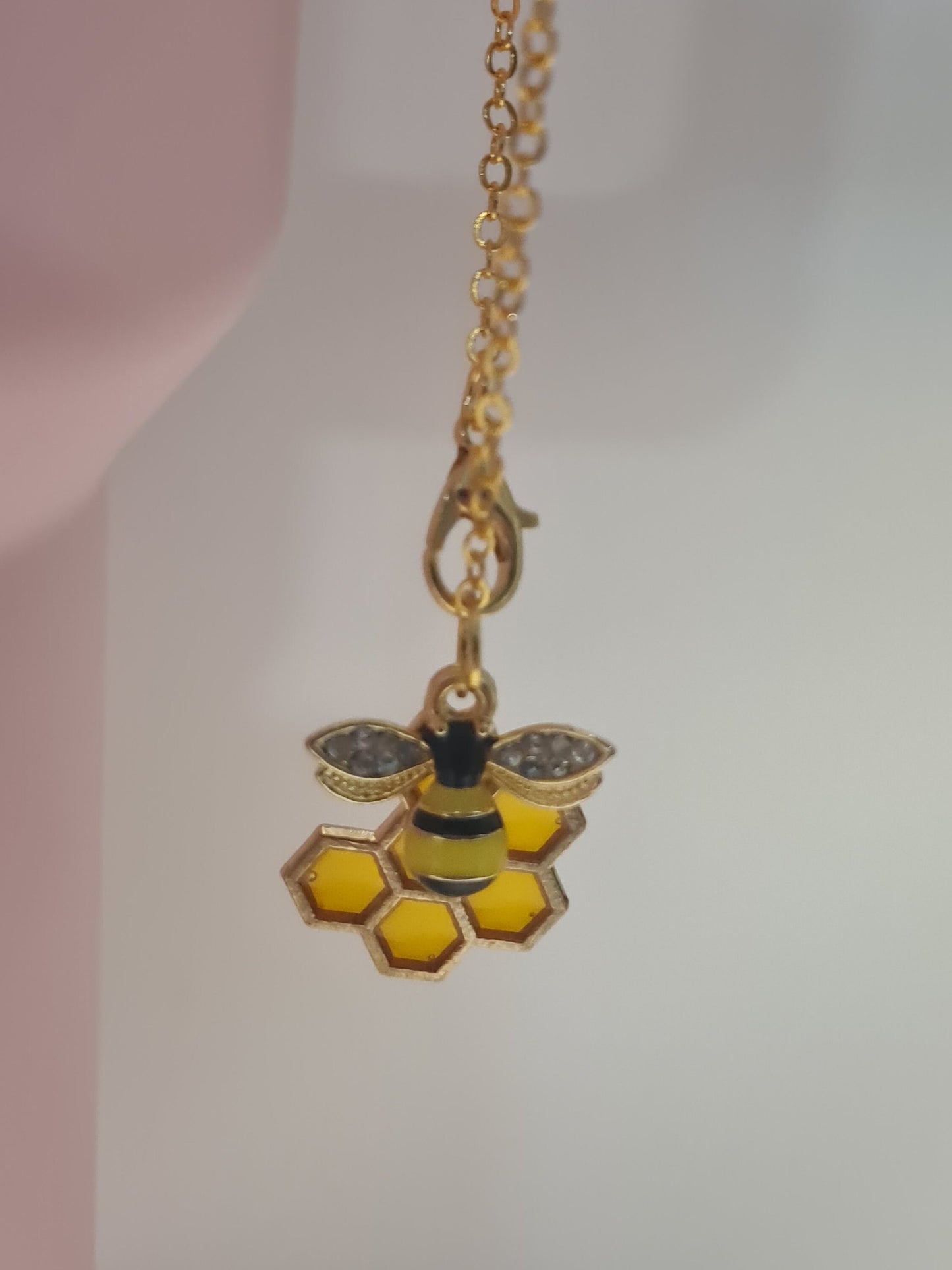 Honey Bee and Honey Comb Tumbler Charm ~ Stanley Cup Charm ~ Custom Made Charms ~ Cup Charm ~ Cup Handle Charm ~ Cup Accessory