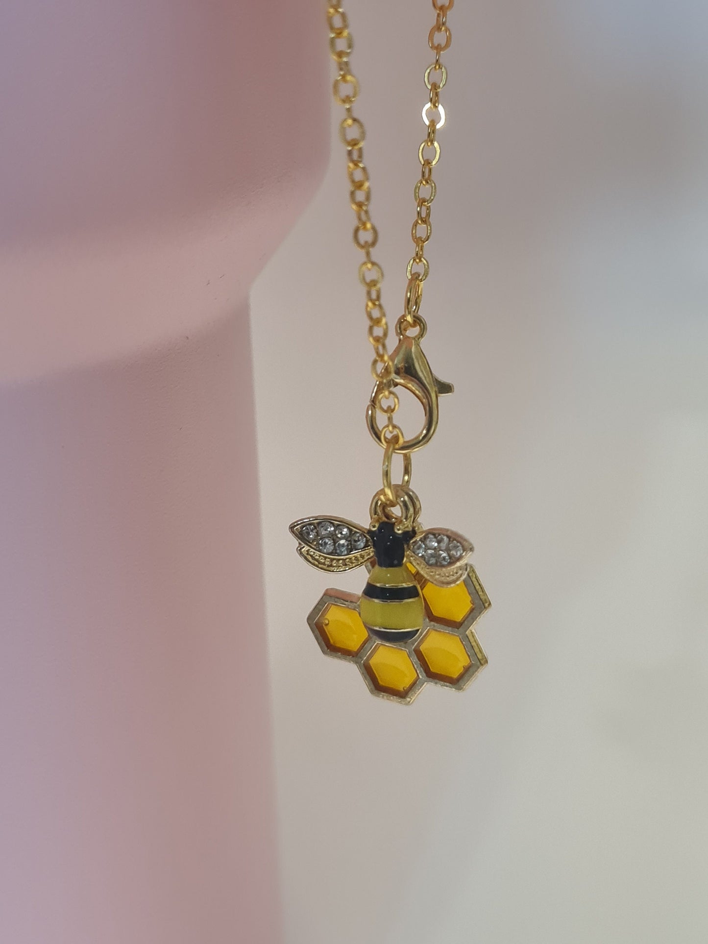 Honey Bee and Honey Comb Tumbler Charm ~ Stanley Cup Charm ~ Custom Made Charms ~ Cup Charm ~ Cup Handle Charm ~ Cup Accessory