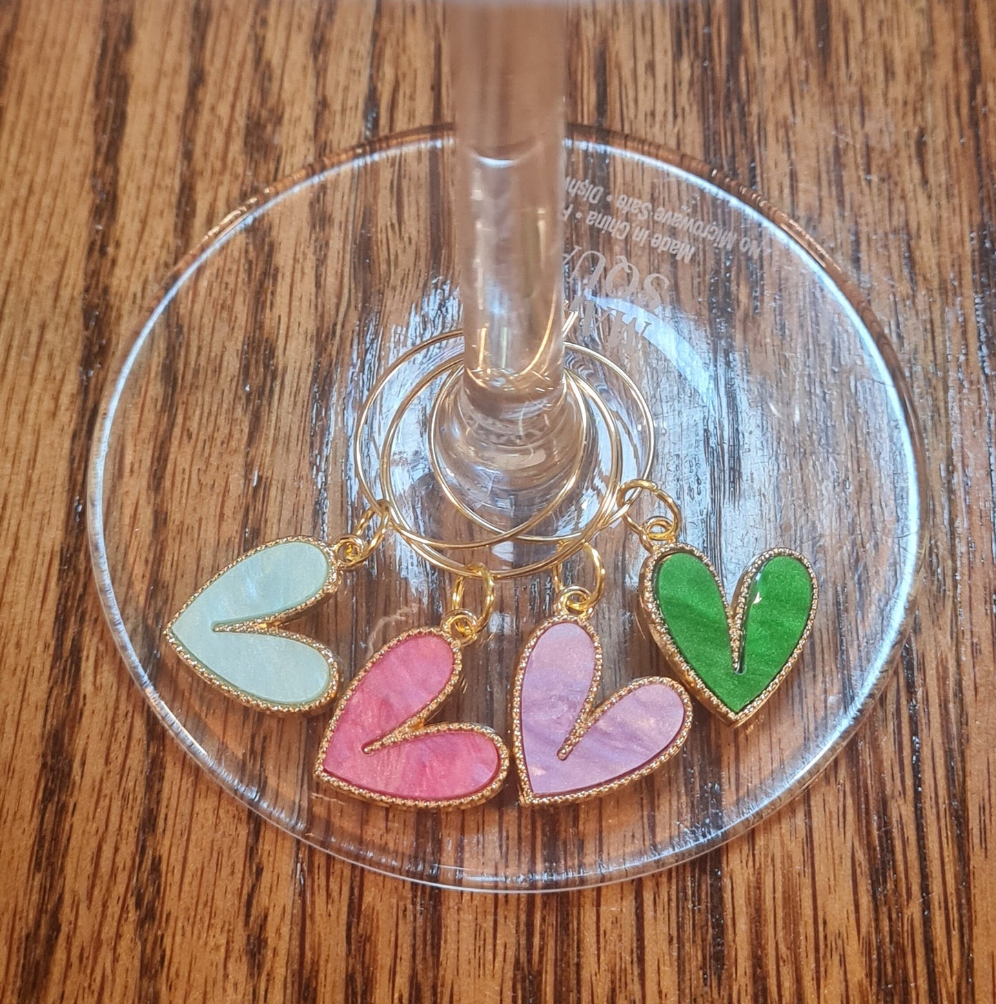 Set of 4 Wine Glass Charms ~ Fun Hearts ~ Cocktail Charms ~ Housewarming Gift ~ Bachelorette Party ~ Wedding ~ Wine Charm