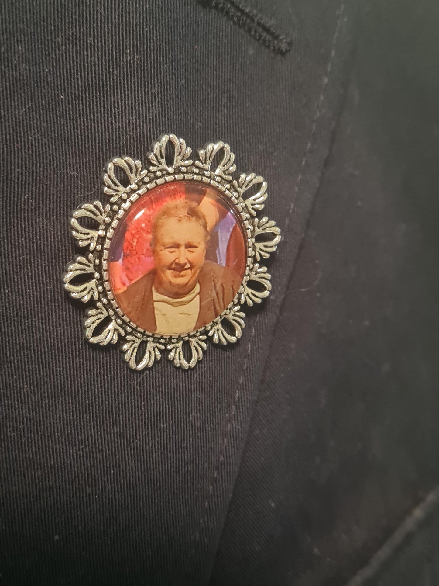 Memorial Lapel Pin Groom Gift - Wedding Boutonniere Remembrance Charm - Custom Photo Tribute for Late Father or Grandfather - Suit Accessory