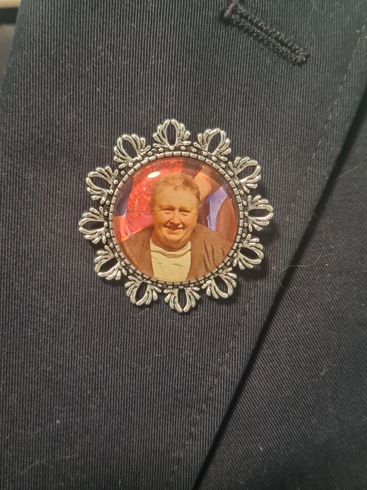 Memorial Lapel Pin Groom Gift - Wedding Boutonniere Remembrance Charm - Custom Photo Tribute for Late Father or Grandfather - Suit Accessory