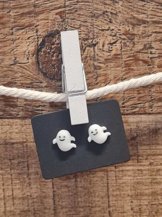 Ghost Earrings ~ Halloween Earrings ~ Ghosts Earrings ~ Cute Earrings ~ Fun Earrings ~ Spooky Ghost ~ Post Earrings ~ Cute Ghost Earrings