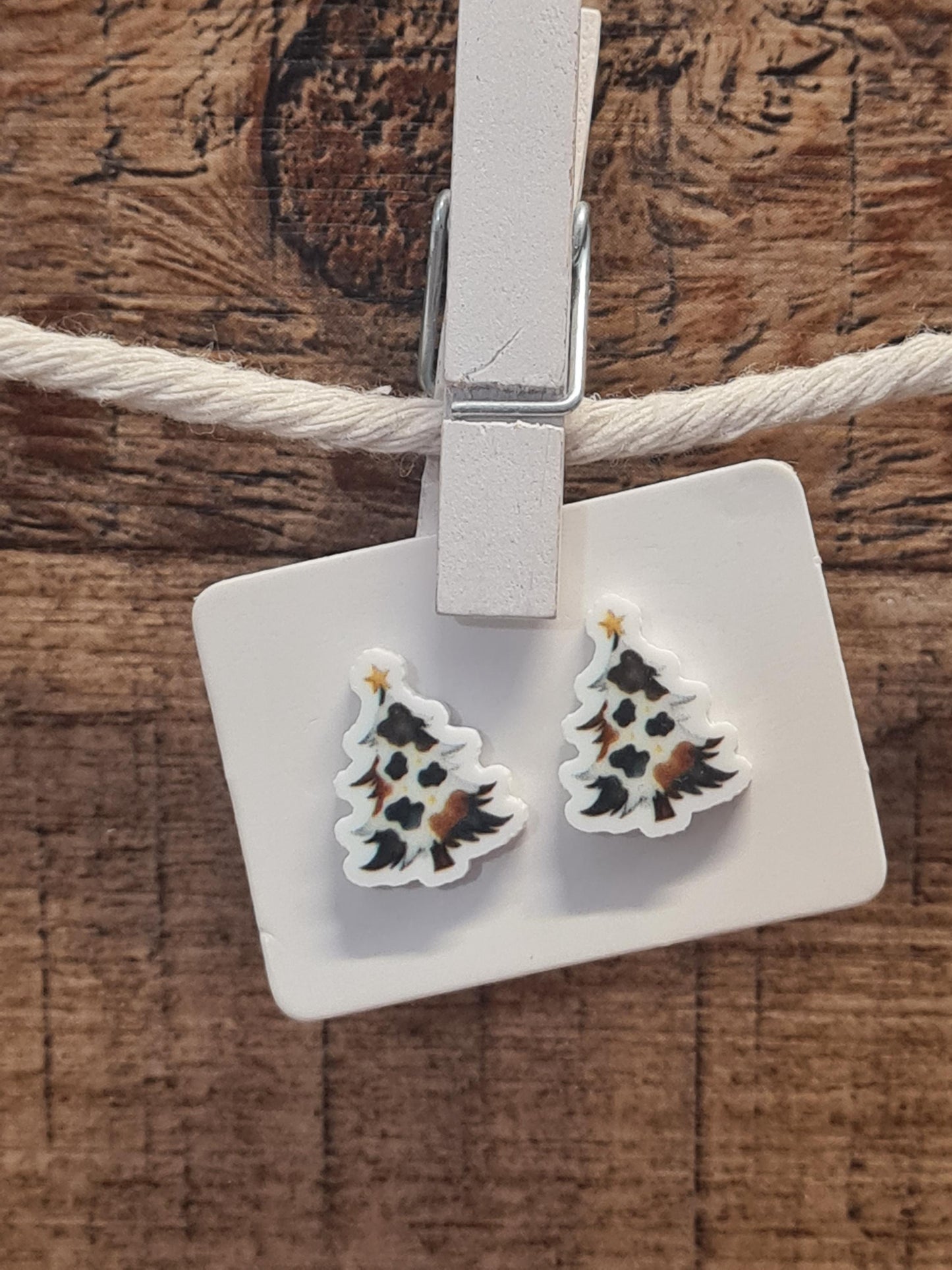 Christmas Earrings ~ Christmas Animal Earrings ~ Holiday Earrings ~ Xmas Earrings ~ Kids Earrings ~ Christmas Jewelry~ Highland Cow Earrings