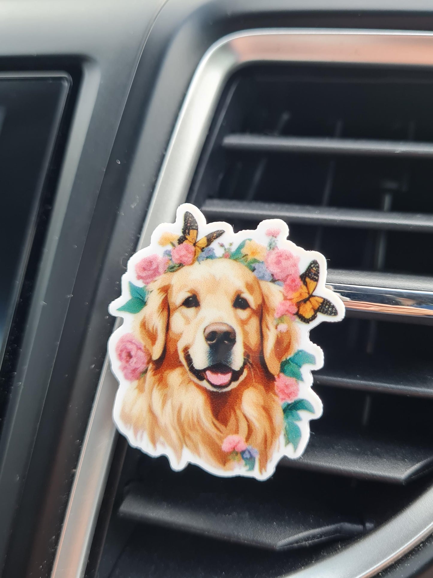 Aromatherapy Labrador Car Diffuser - Essential Oil Vent Clip for Dog Parents - Non-Toxic & Refillable Car Freshener - Natural Scenting for Lab Owners