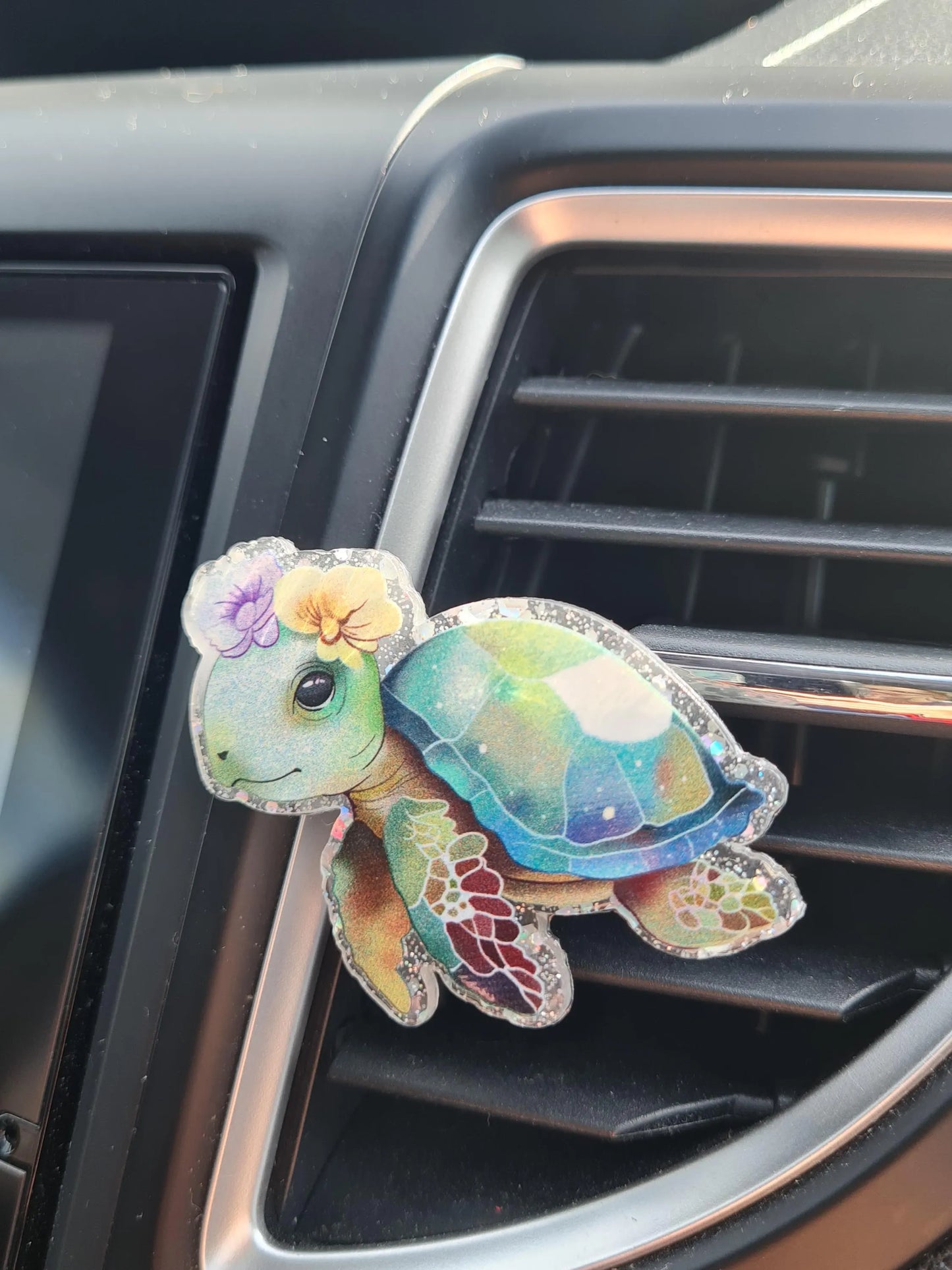 "Coastal Spirit" Sea Turtle Car Air Freshener - Essential Oil Diffuser for Ocean Lovers - Aesthetic Turtle Charm with Refillable Tropical Scents